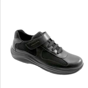 PRADA AMERICAS CUP KIDS SNEAKER SZ 33 - AUTHENTIC